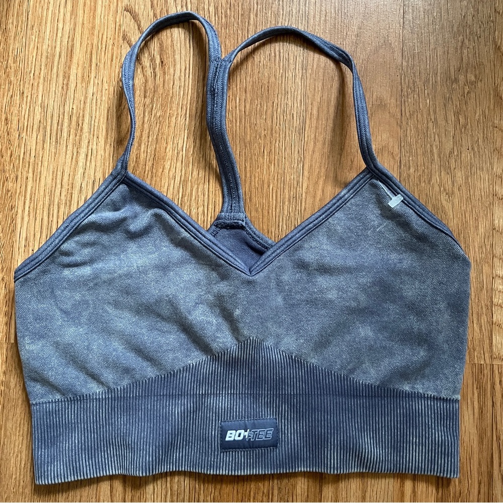 NWOT Bo+tee sports bra